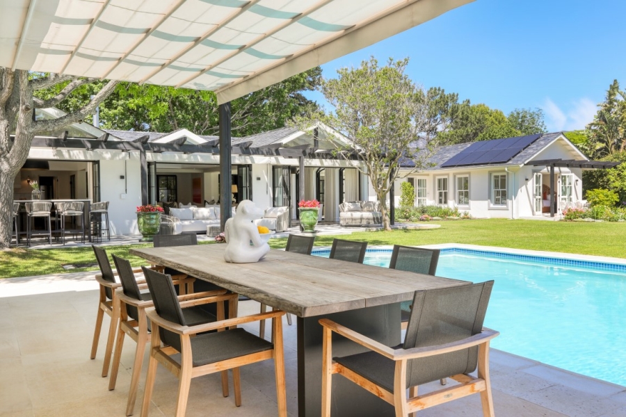 5 Bedroom Property for Sale in Constantia Western Cape